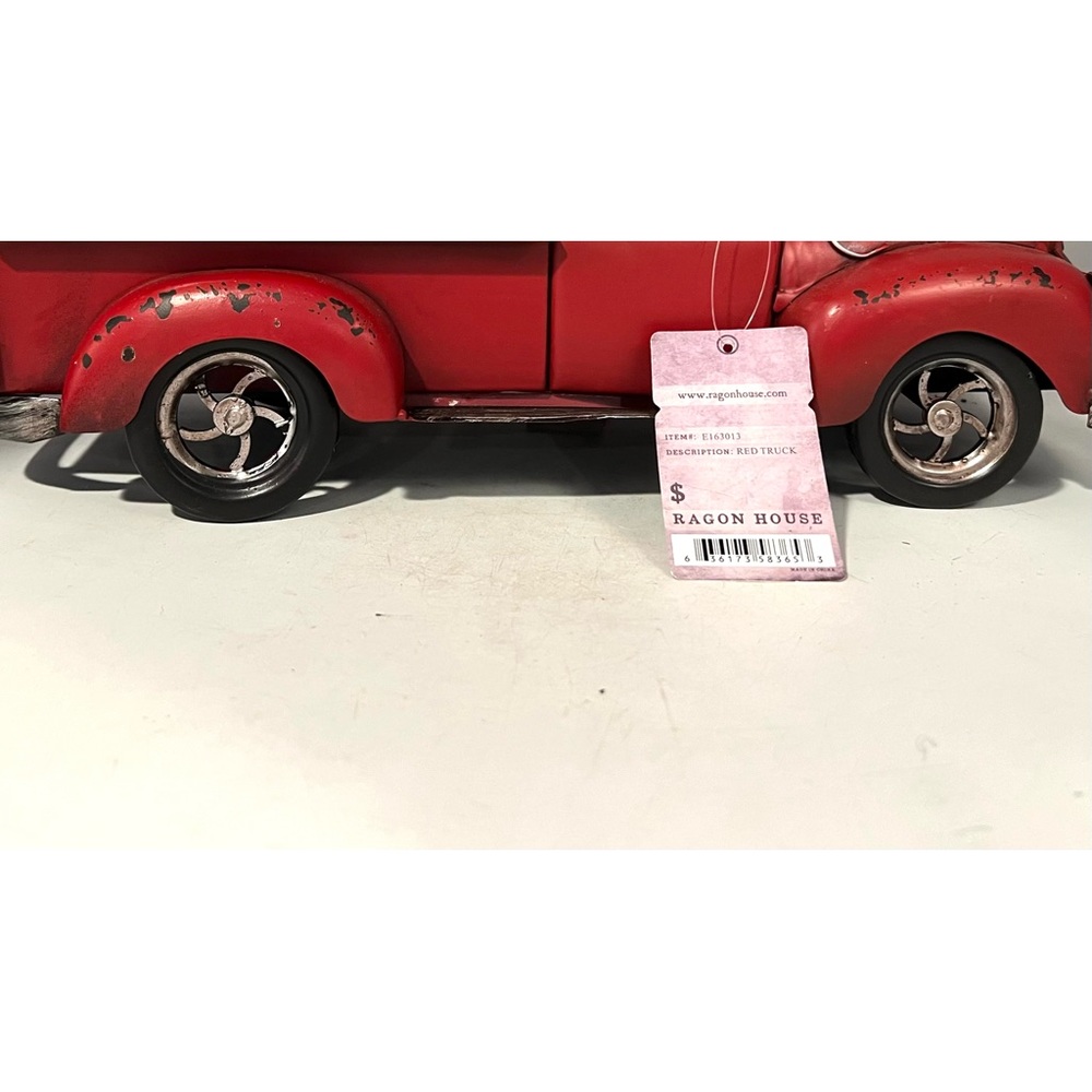 Ragon House Red Metal Pickup looks Antique. 15in long